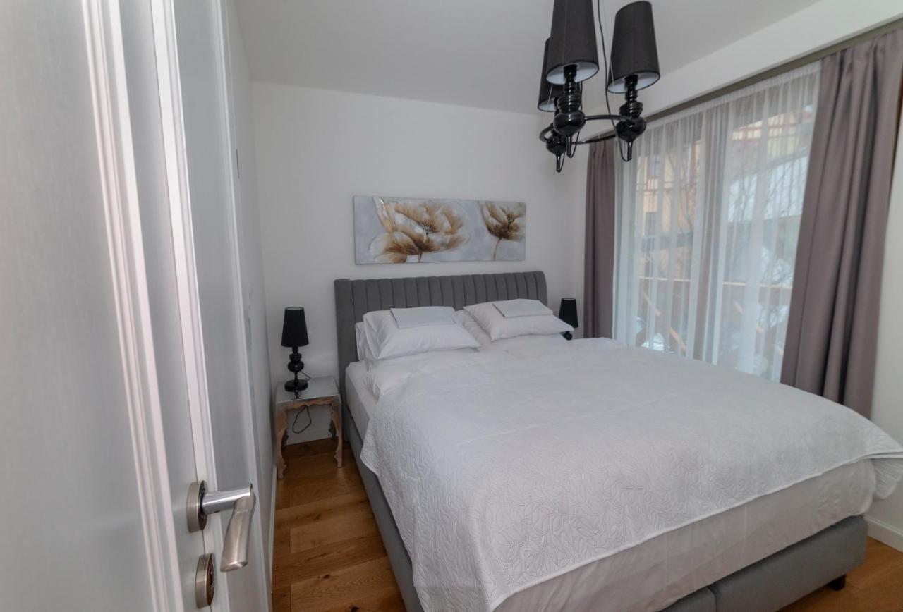 Apartman Alexander ตาตรันสกา ลอมนีจา ภายนอก รูปภาพ